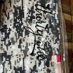 Thirty-One Digital Camo Cinch Sac